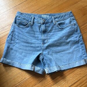 Women’s Jean shorts/ size 14